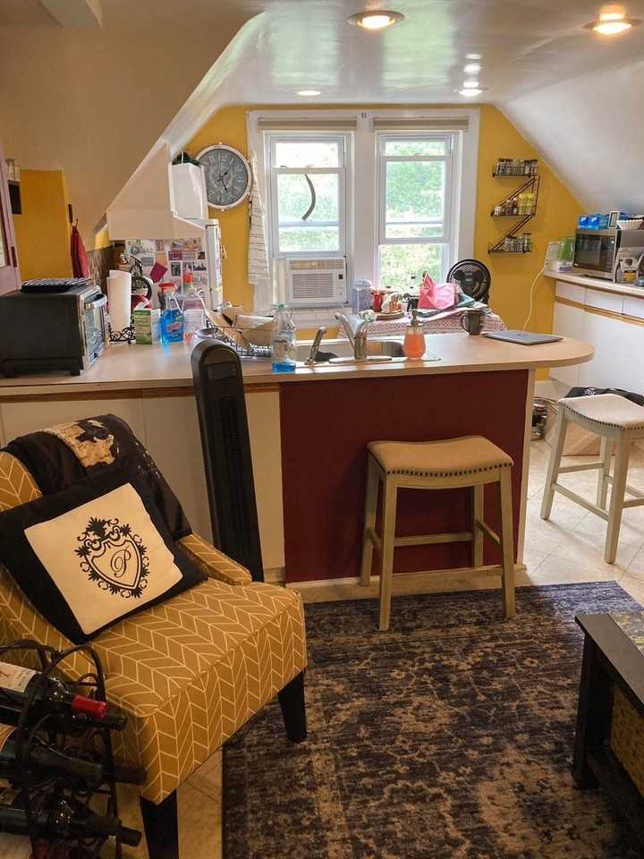 160 Chestnut St #2 - Photo 5 of 15