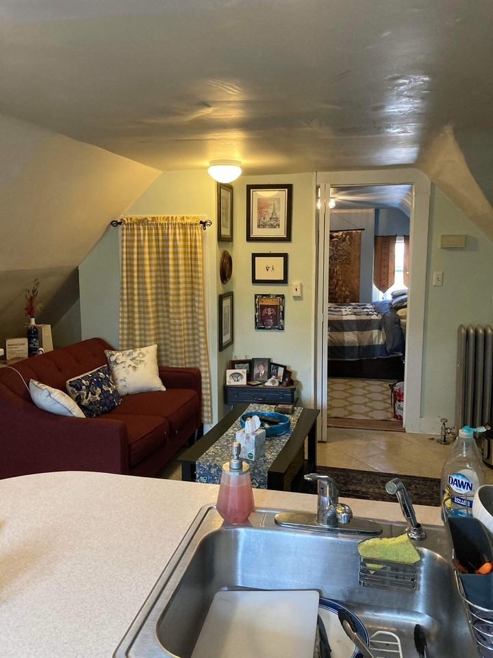 160 Chestnut St #2 - Photo 6 of 15