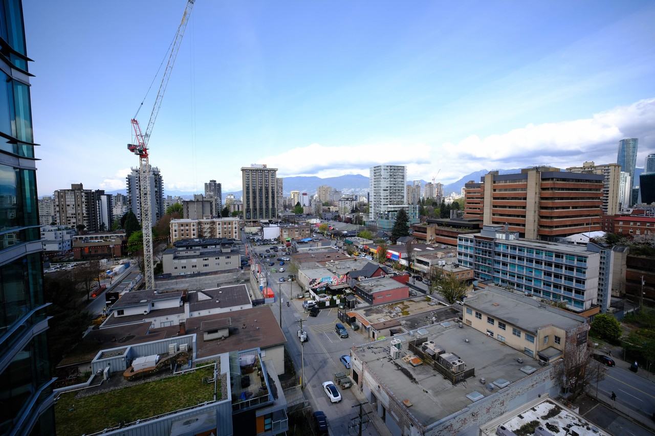 1003 Burnaby Street #1401 - Photo 3 of 13