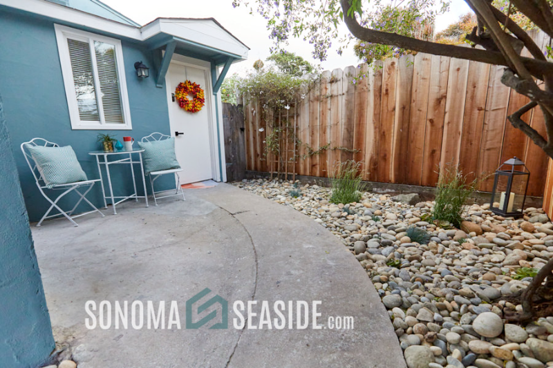 370 Sonoma Ave #B - Photo 4 of 39