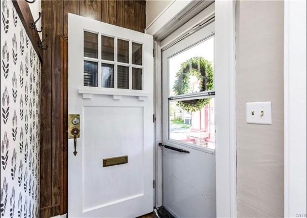 1800 Storrs Ave - Photo 2 of 39