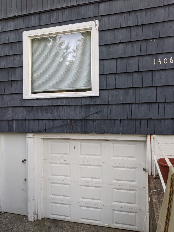 1406 Gregory Way - Photo 2 of 9