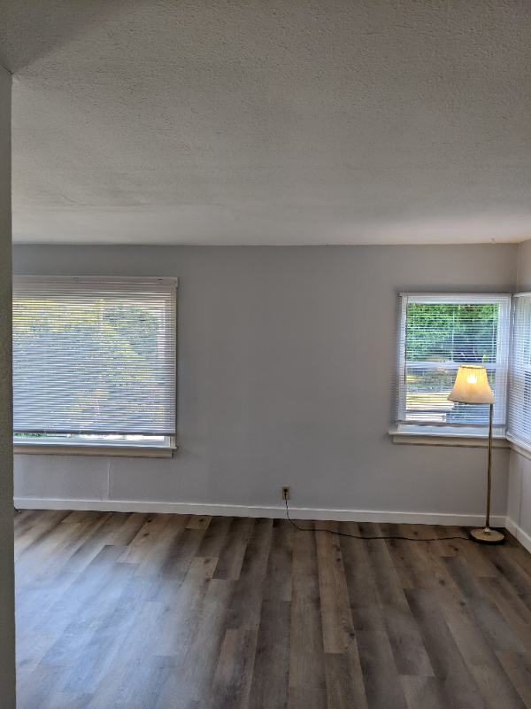 1406 Gregory Way - Photo 4 of 9