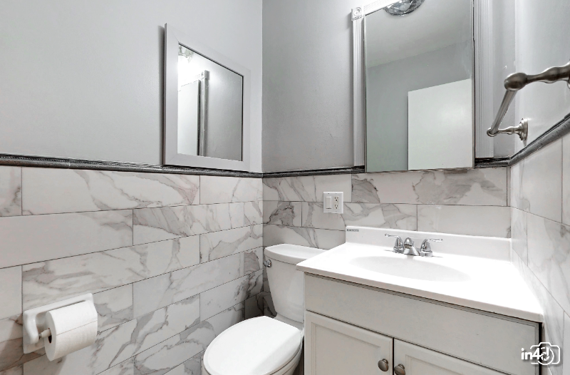 2000 W Arthur Ave #2NW - Photo 3 of 31