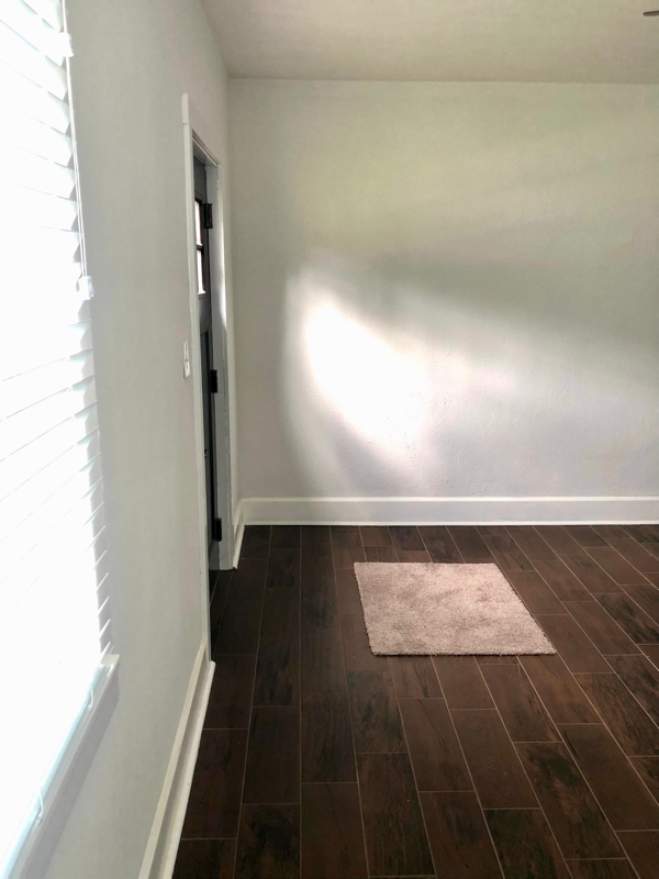 1206 E Main St - Photo 2 of 26