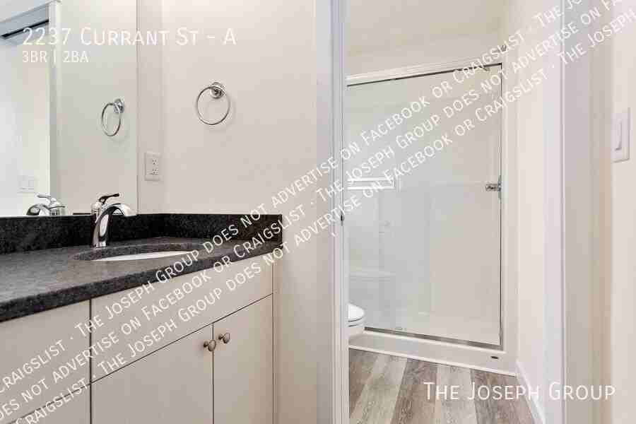 2237 Currant St #A - Photo 6 of 31