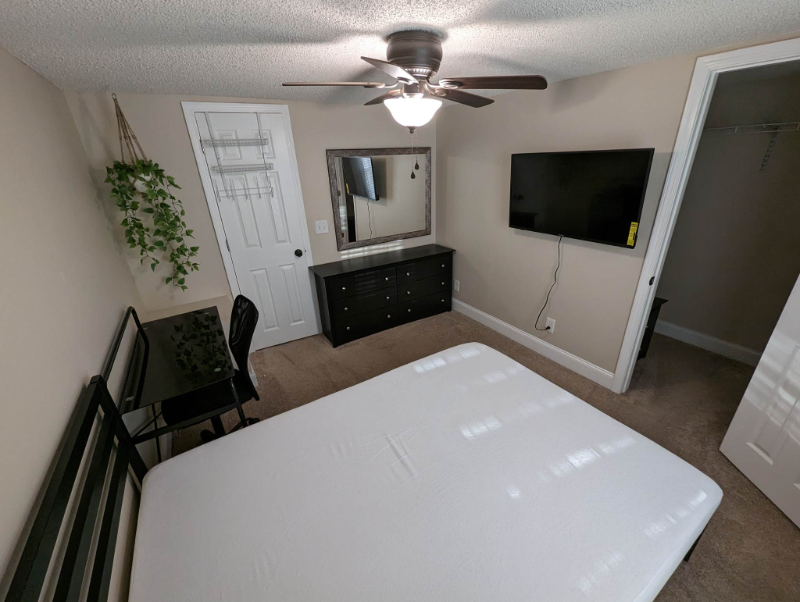 213 Webb St #1 - Photo 2 of 18