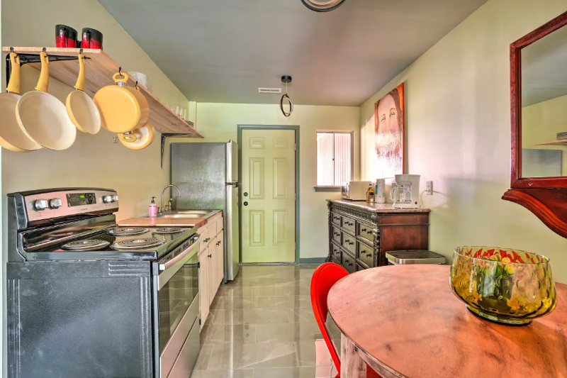 797 Eileen Ln - Photo 3 of 11