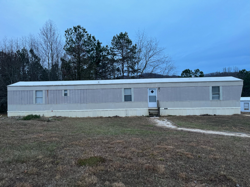 104 Lynn Dr #39 - Photo 2 of 20