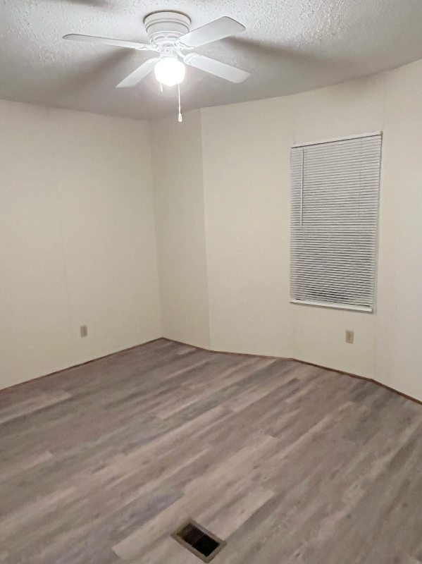 104 Lynn Dr #39 - Photo 7 of 20