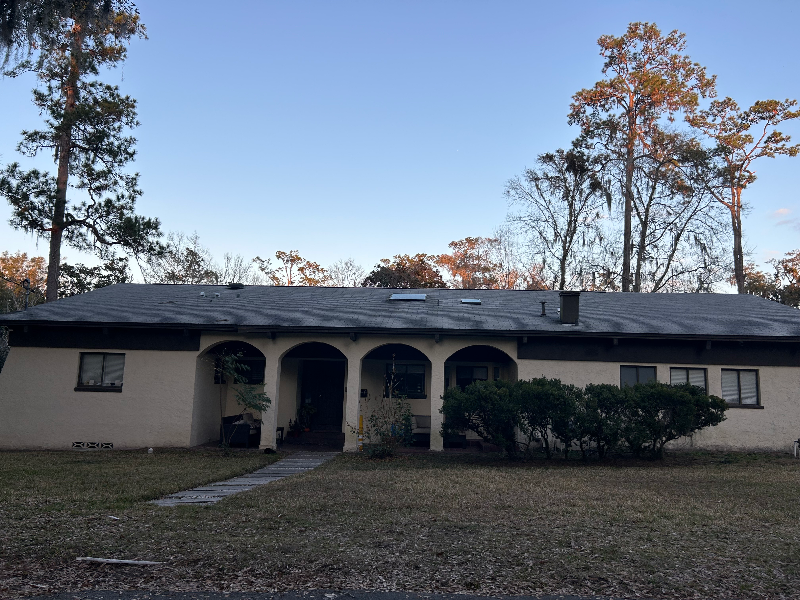 745 Nw 18th St #B - Photo 2 of 8