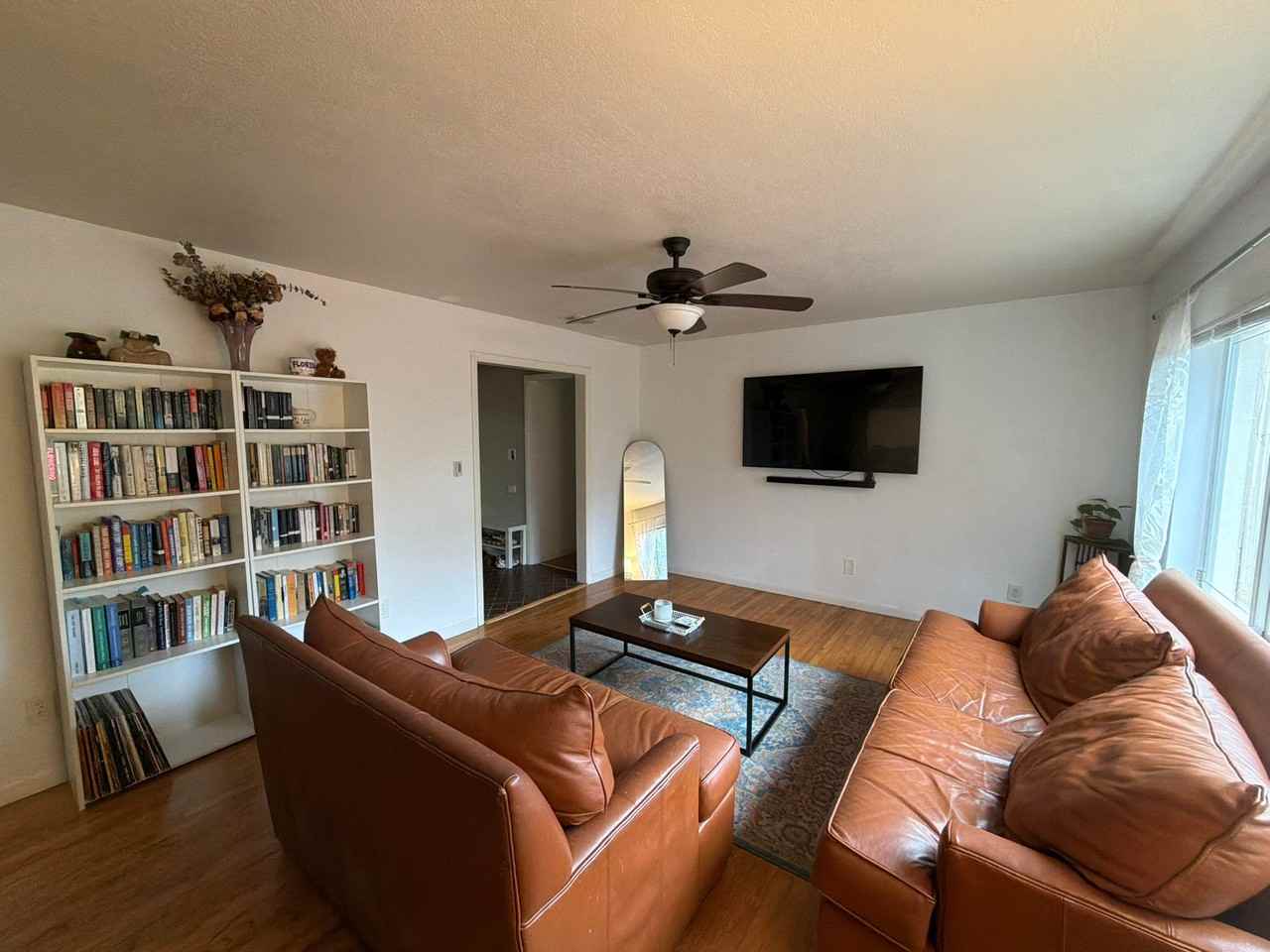 745 Nw 18th St #B - Photo 5 of 8