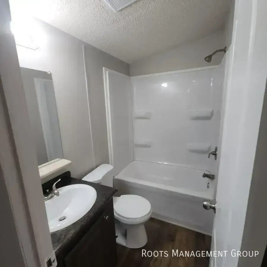 115 W Loudon Ave #L97 - Photo 5 of 15