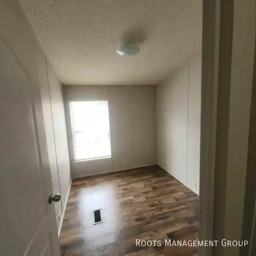 115 W Loudon Ave #L97 - Photo 6 of 15