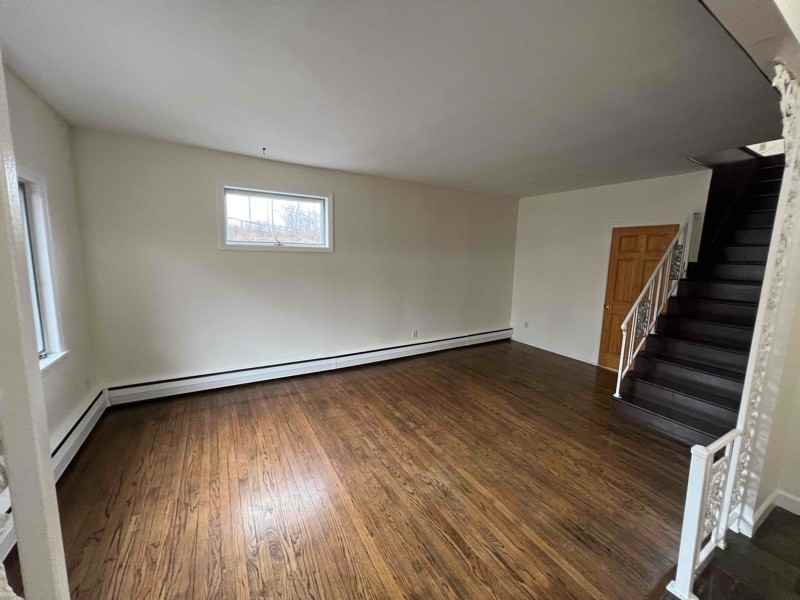 22 N Center St - Photo 6 of 24