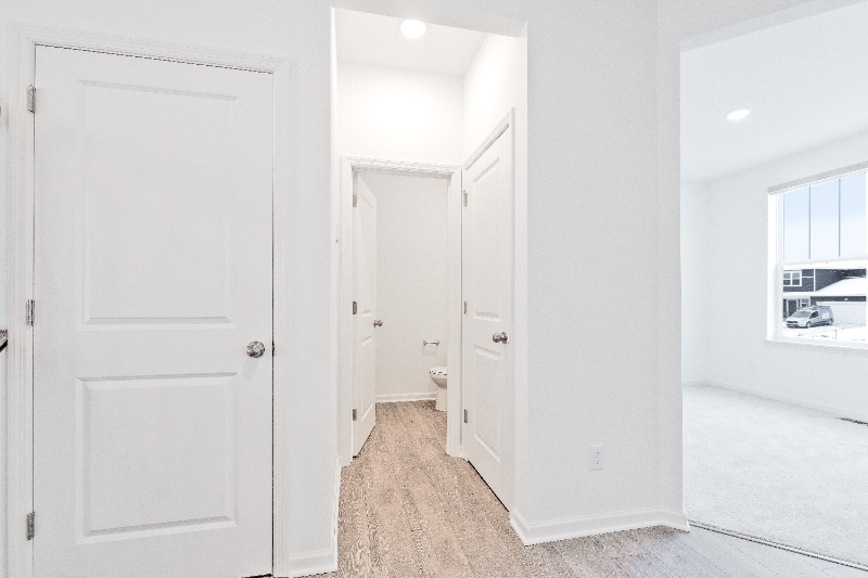 19657 104th Pl - Photo 5 of 36