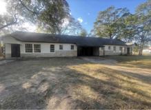 2404 S Walnut St - Photo 1 of 1
