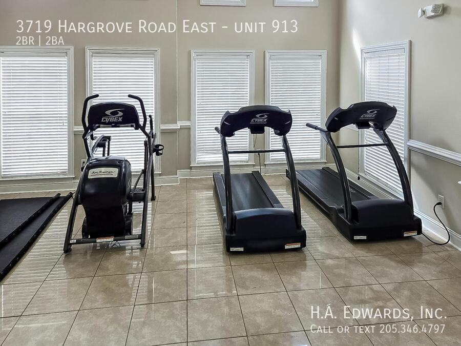 3719 Hargrove Rd E #913 - Photo 6 of 10