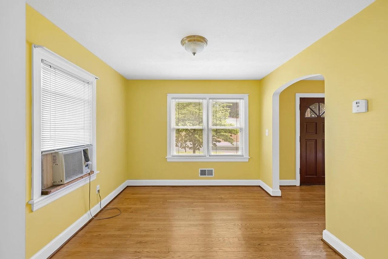 1206 Spring Hill Rd - Photo 6 of 18