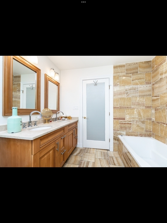 19 Worcester Sq #1 - Photo 7 of 14