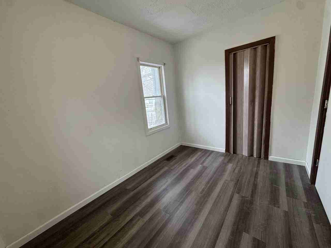 1311 N Walnut Grove Ave - Photo 6 of 9