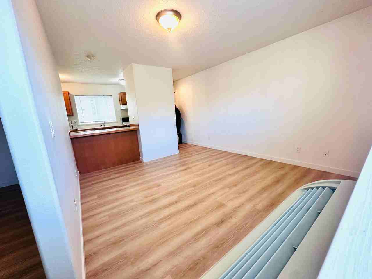 282 Ne 4th St - Photo 5 of 15