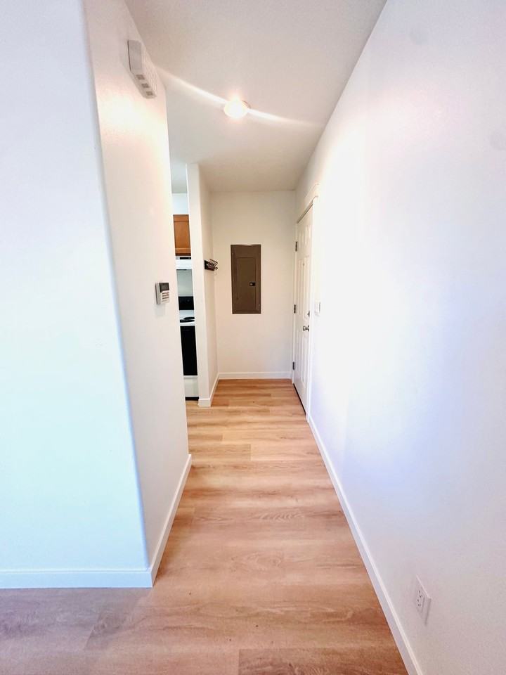 282 Ne 4th St - Photo 7 of 15