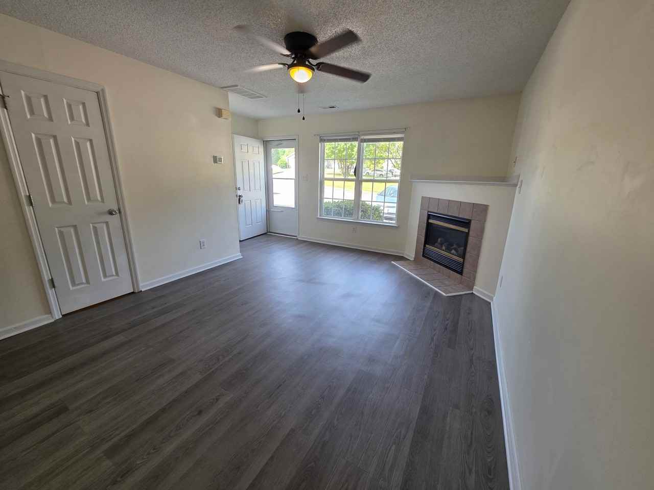 106 Spring Meadows Cir - Photo 3 of 23