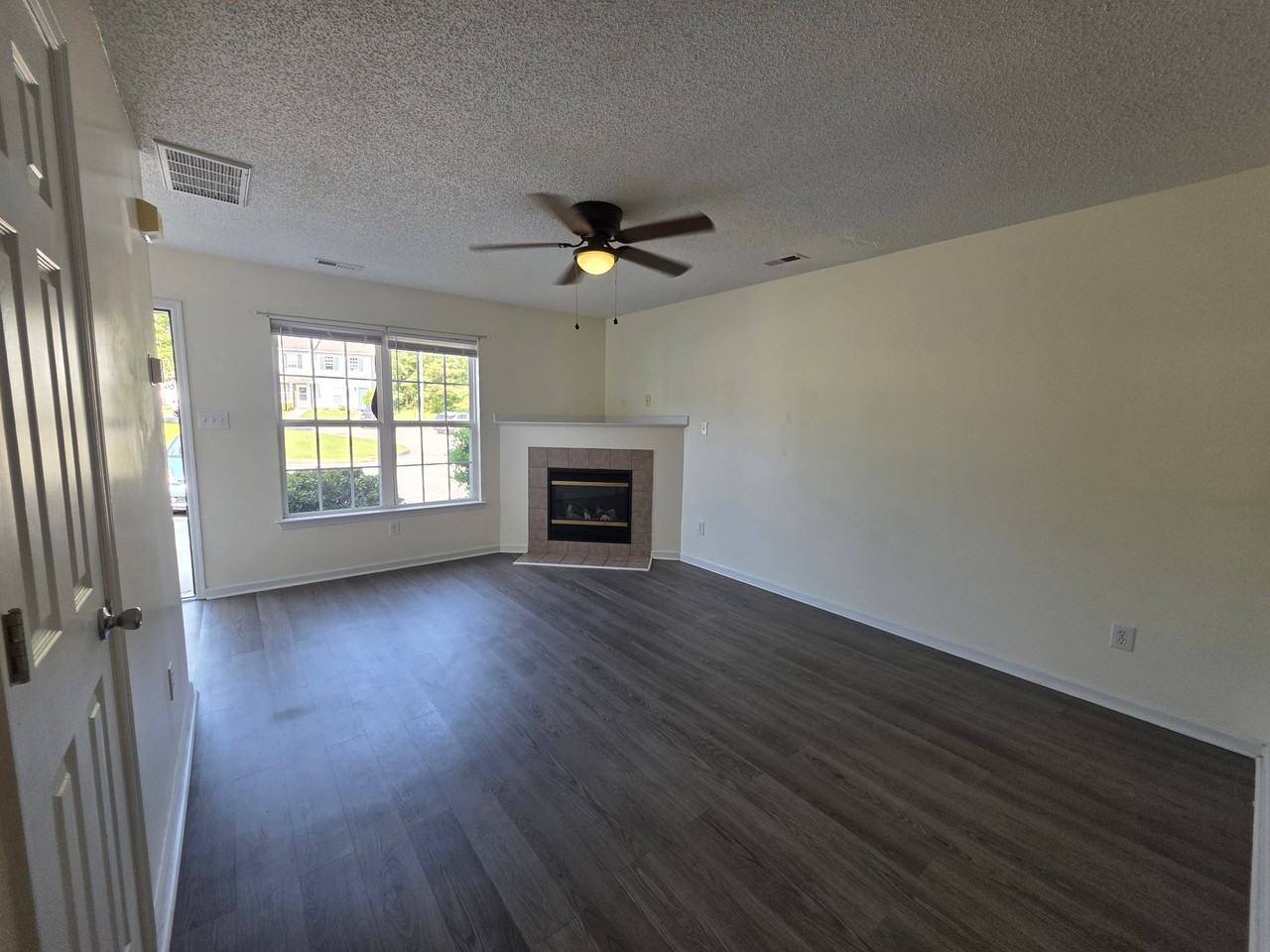 106 Spring Meadows Cir - Photo 4 of 23