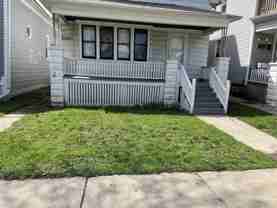 2523 S 12th St #LOWER - Photo 1 of 1