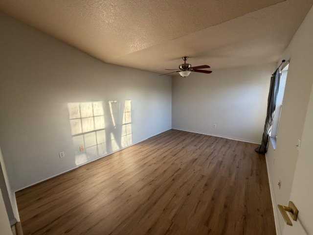 332 Caribbean Dr - Photo 6 of 18