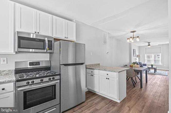 2457 Druid Hill Ave - Photo 7 of 16