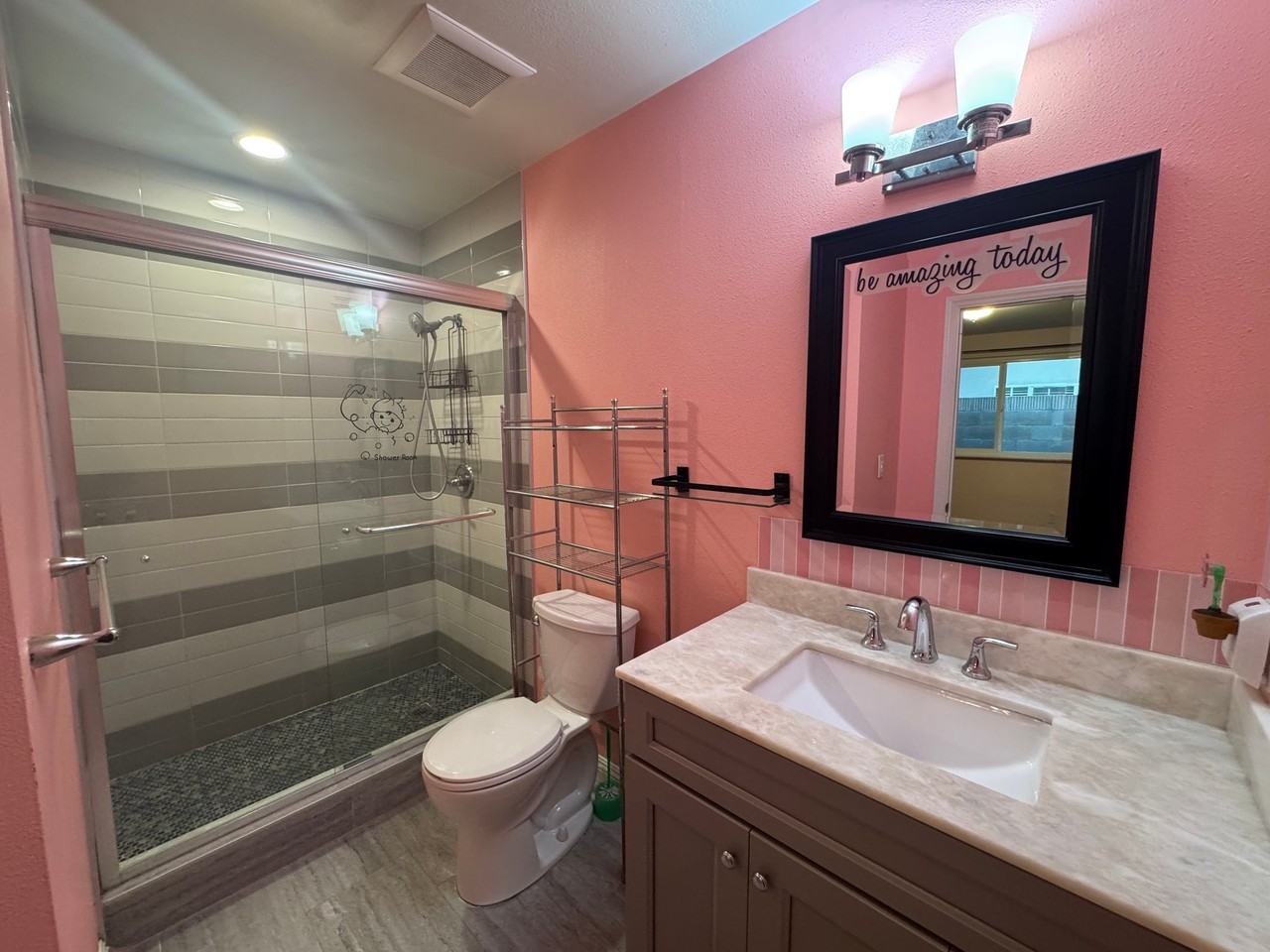 30 Undisclosed Address #MAIN - Photo 2 of 13