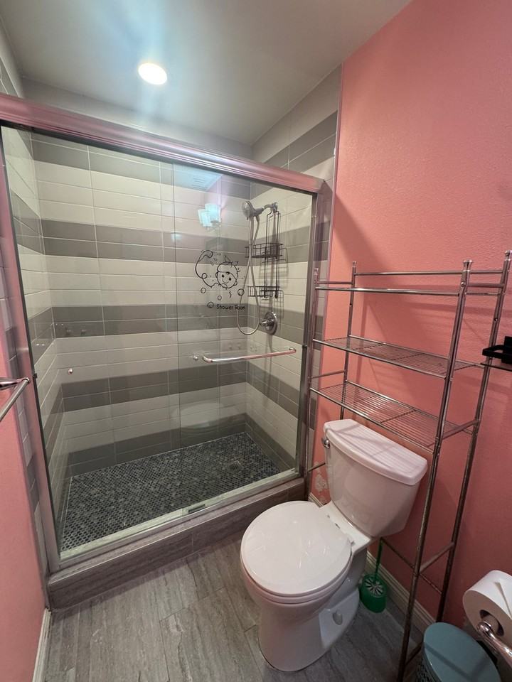 30 Undisclosed Address #MAIN - Photo 4 of 13