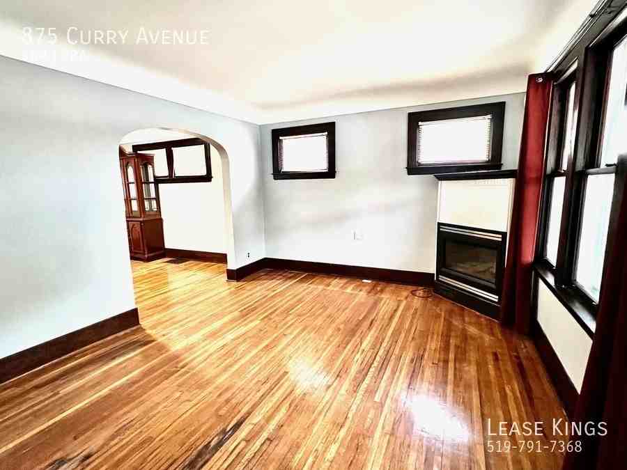 875 Curry Ave - Photo 4 of 16
