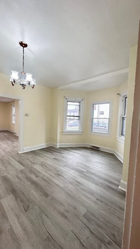 612 Court St - Photo 2 of 15