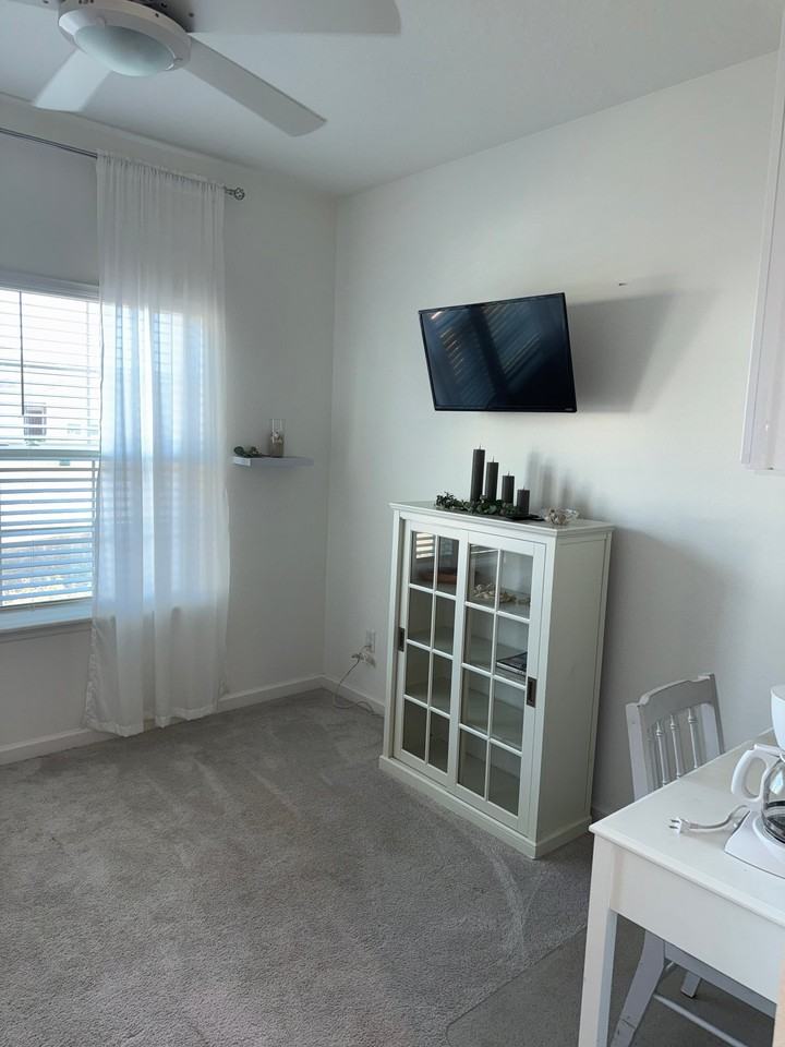 84651 N Front St #AT - Photo 5 of 9