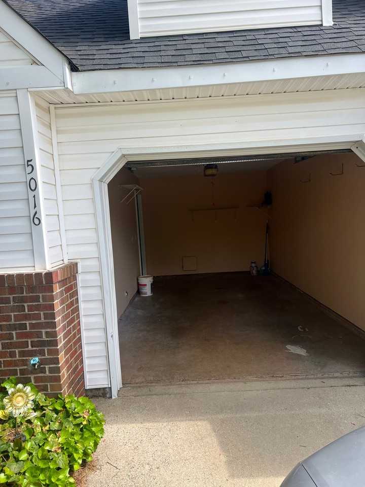 5016 Bartholomews Ln - Photo 3 of 12