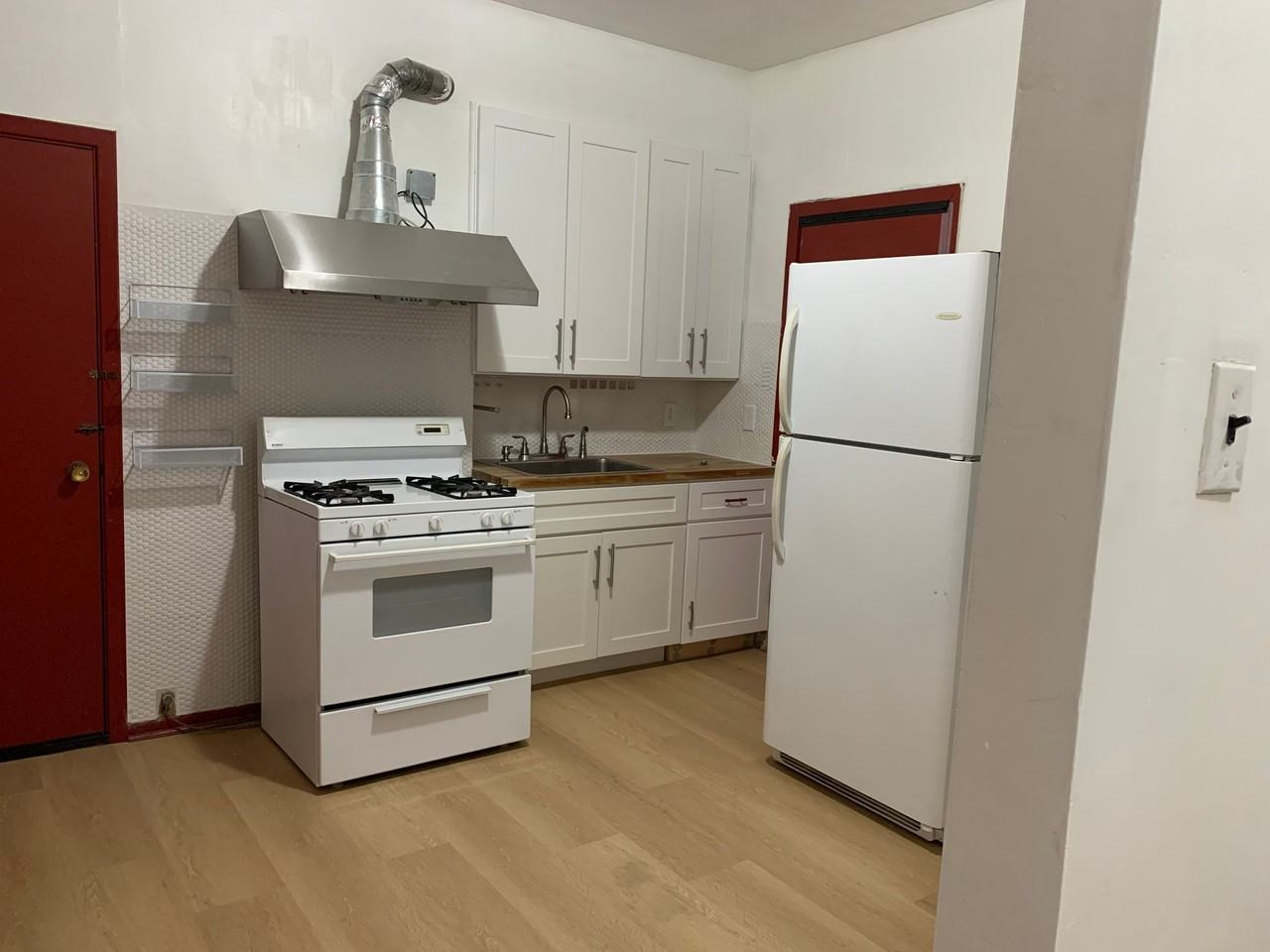 259 W Alexander St #1