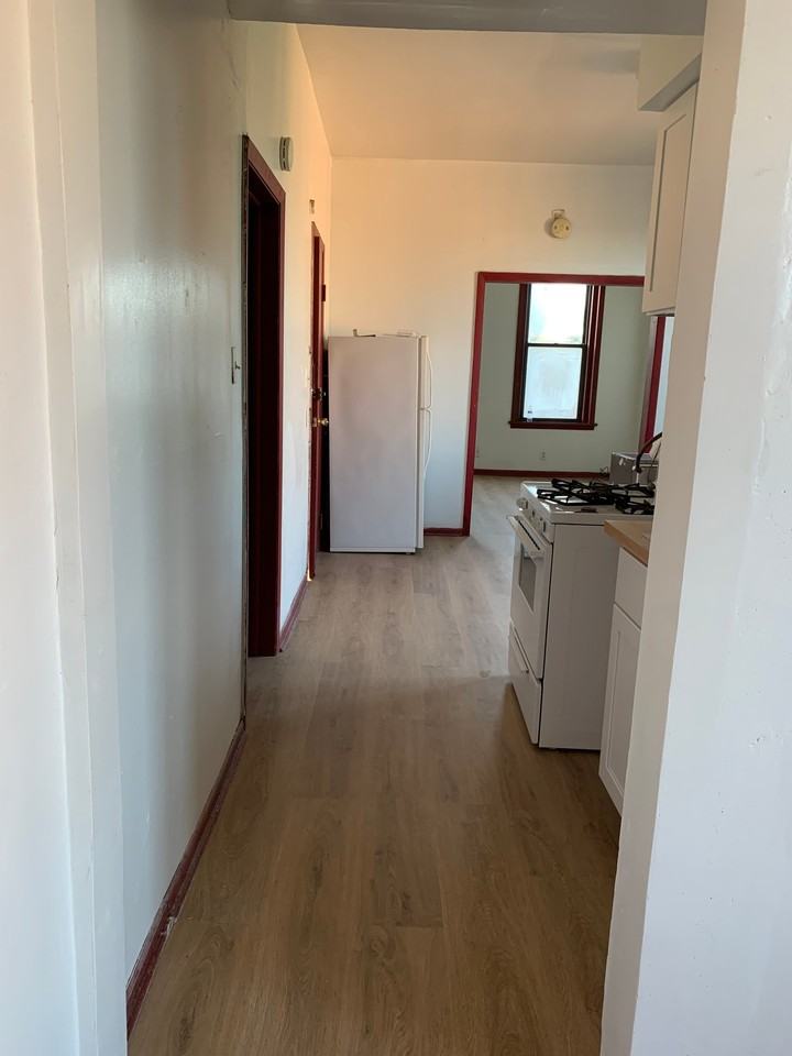 259 W Alexander St #3 - Photo 5 of 20