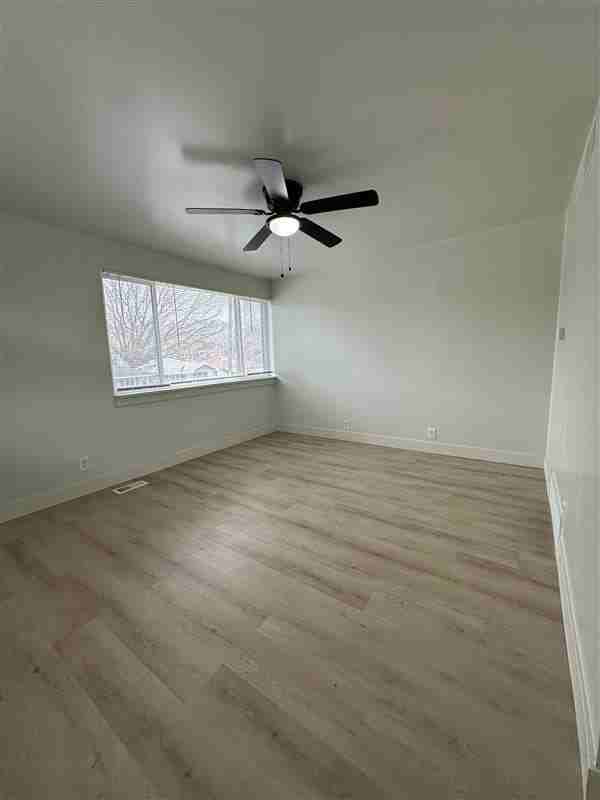 1340 S St #9 - Photo 2 of 19