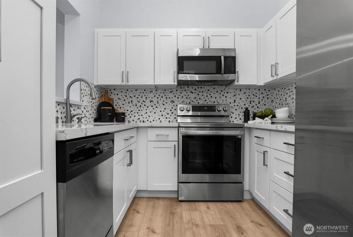 12905 126th Ct Ne #L205 - Photo 6 of 20