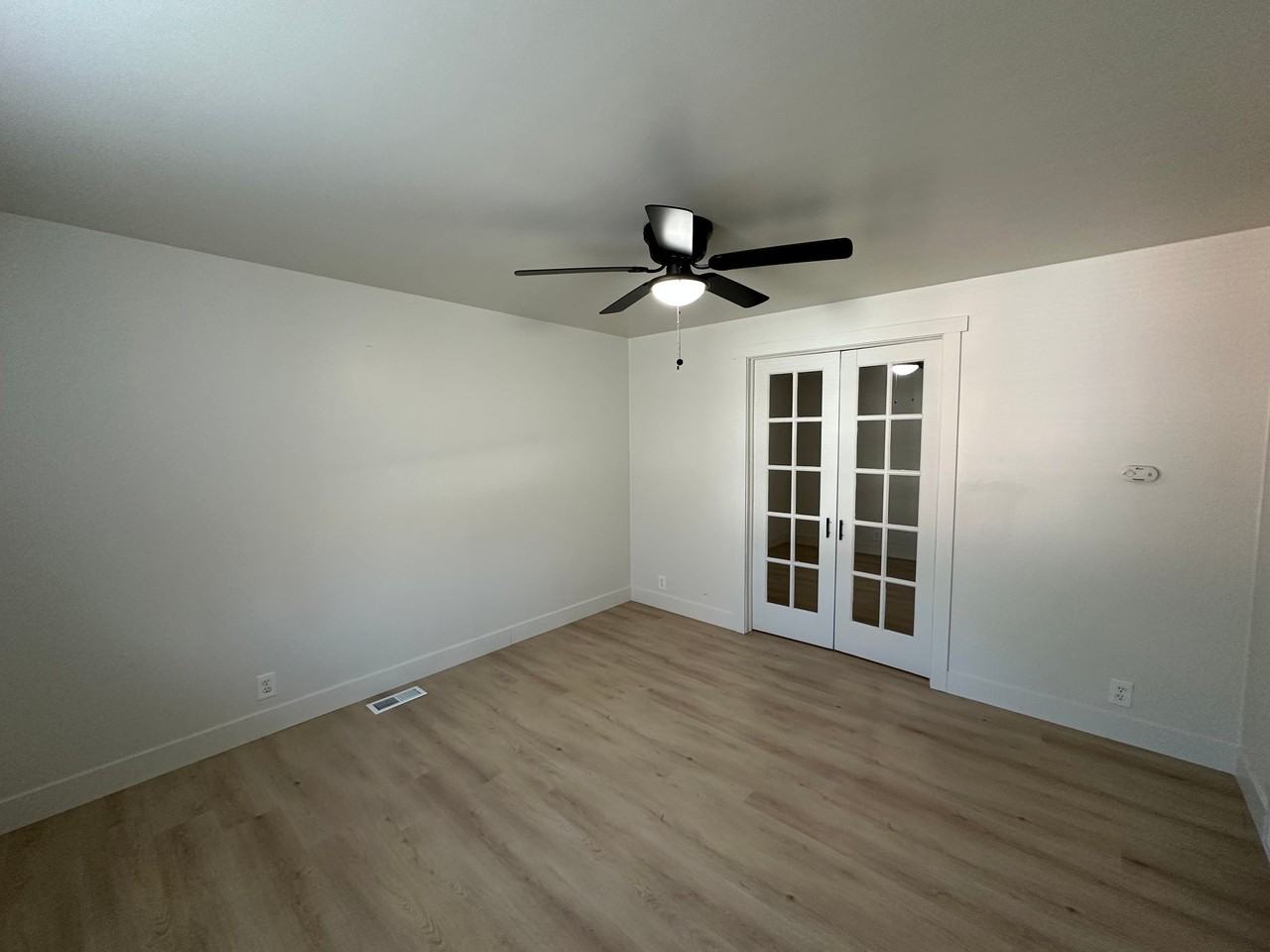 1340 S St #7 - Photo 2 of 20