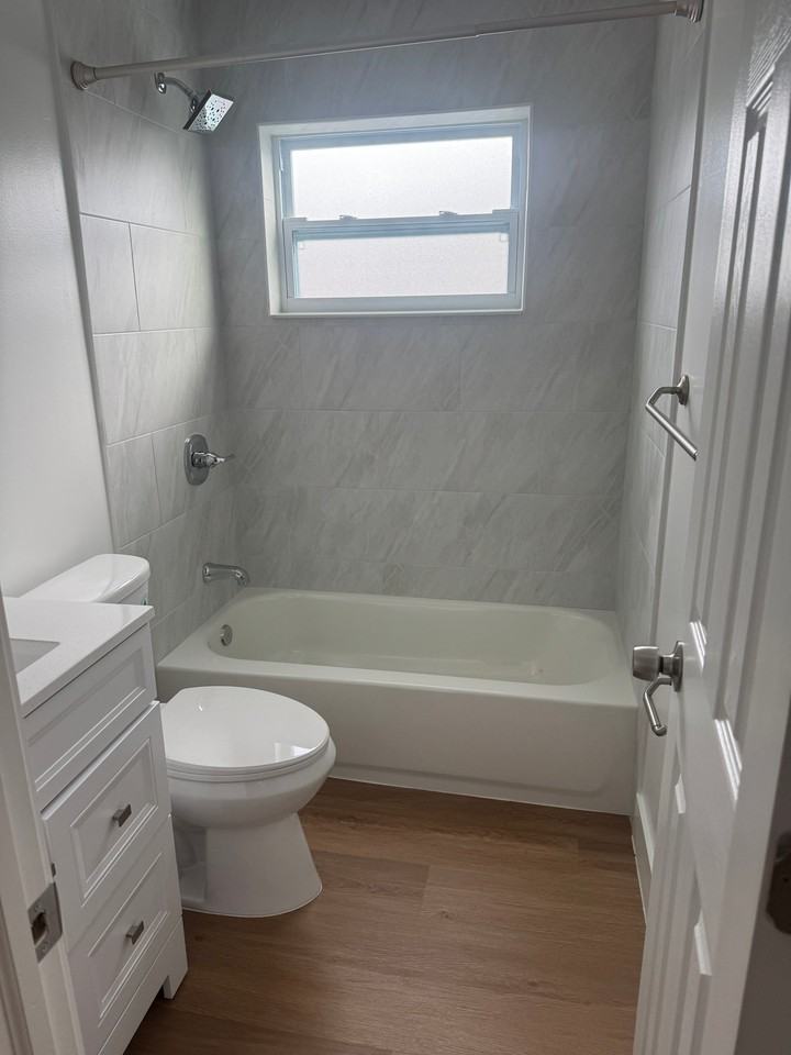 2267 Nw 52nd Ct #2267 - Photo 5 of 13