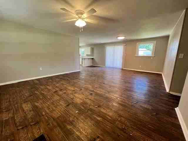 114 N Nolan Ave - Photo 3 of 15