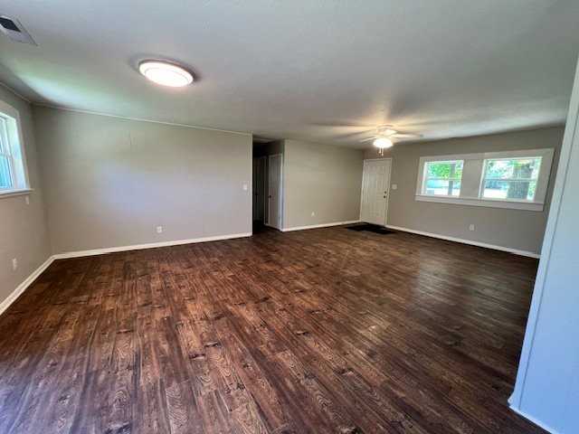 114 N Nolan Ave - Photo 4 of 15