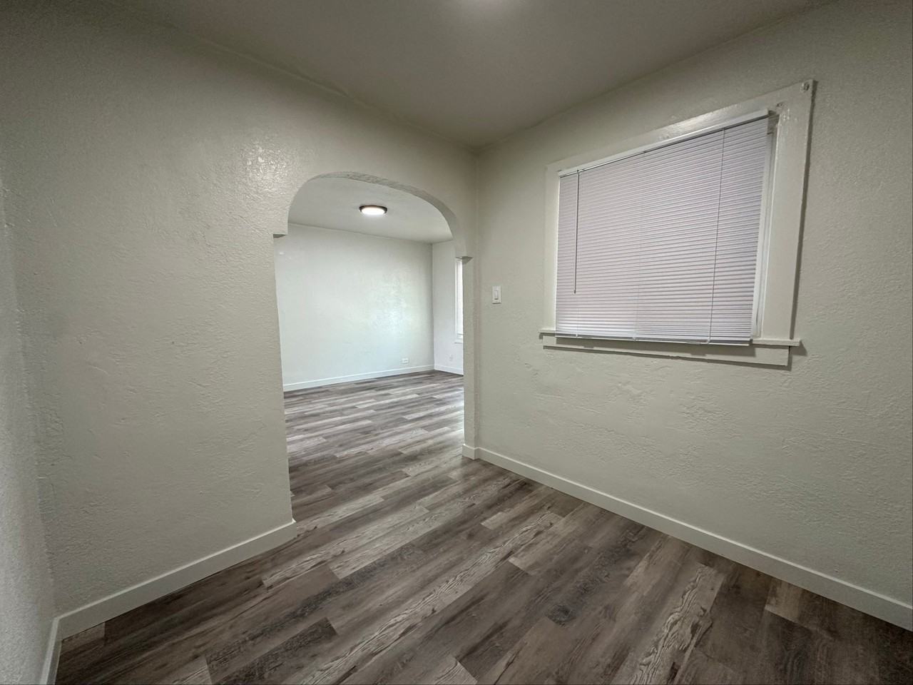 614 E St #6 - Photo 7 of 18