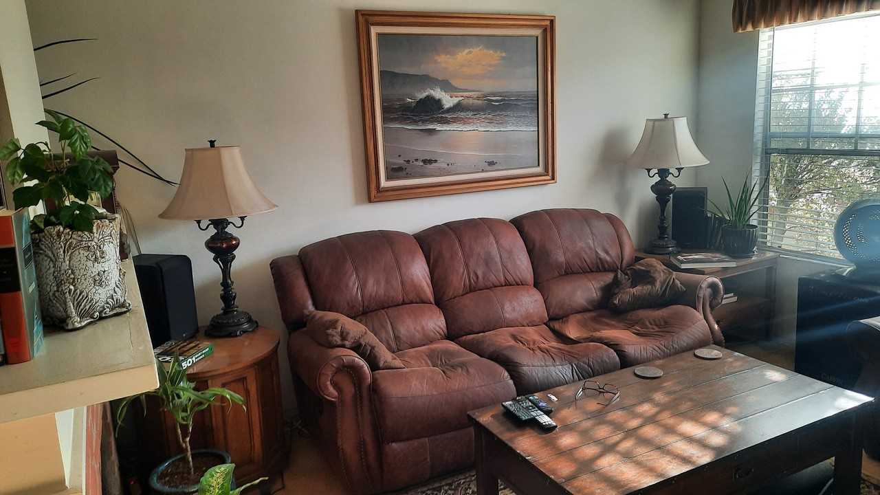 114 Oxford - Photo 2 of 7