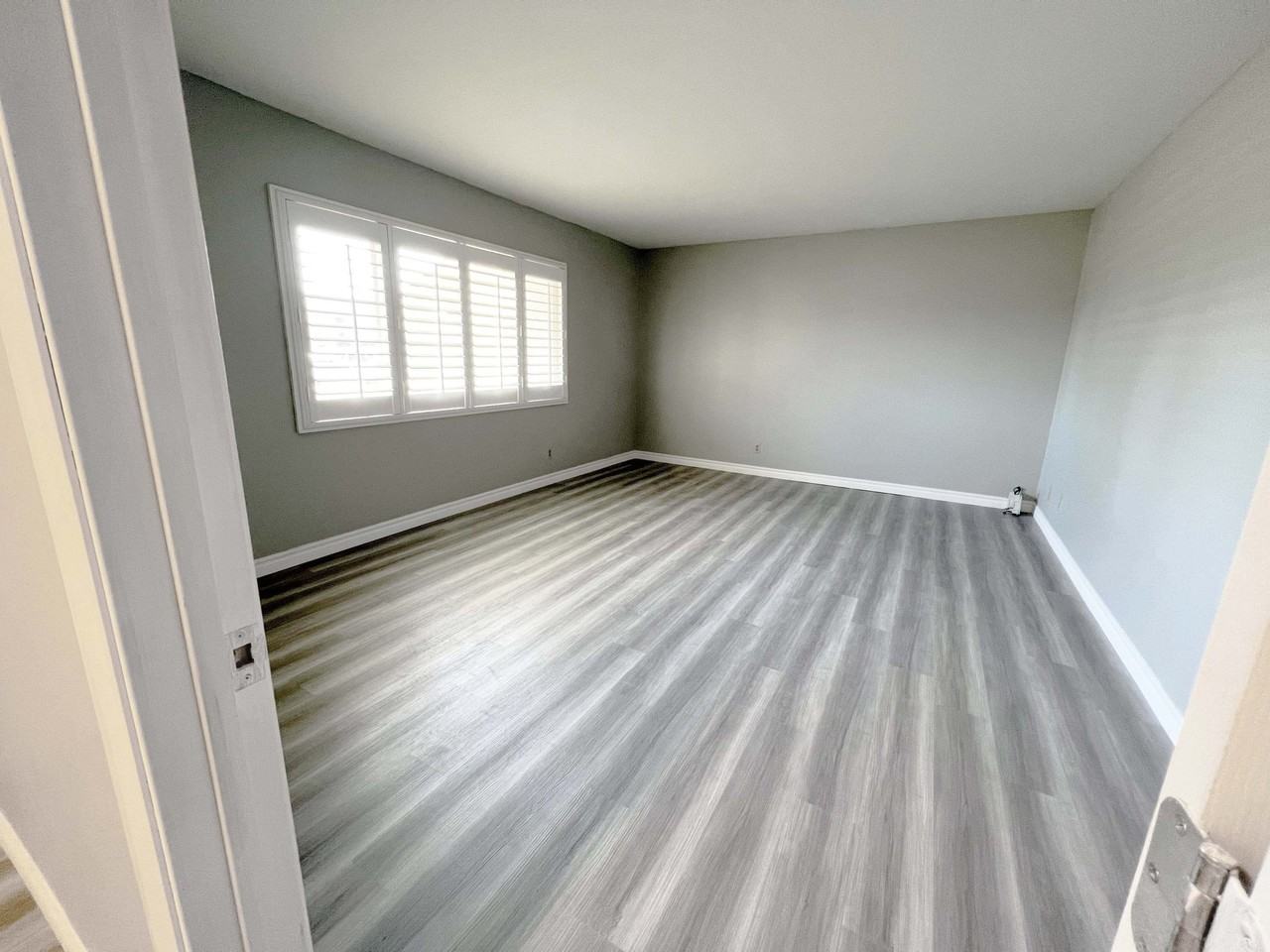 20433 Pacific Dr - Photo 6 of 14