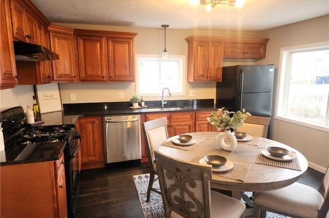 50 Anchor Ter - Photo 2 of 13